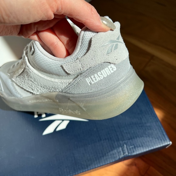 BRAND NEW IN BOX - Reebox x Pleasures Club C Legacy - Picture 5 of 8